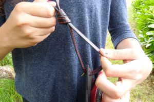 Comment raccourcir la bandoulière
