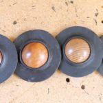 Gainage du bouton en bois