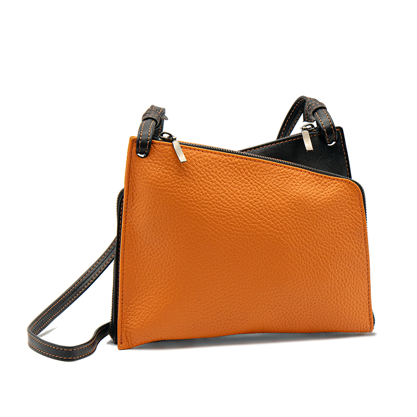 Pochette Mini-Max orange en cuir grainé bandoulière réglable